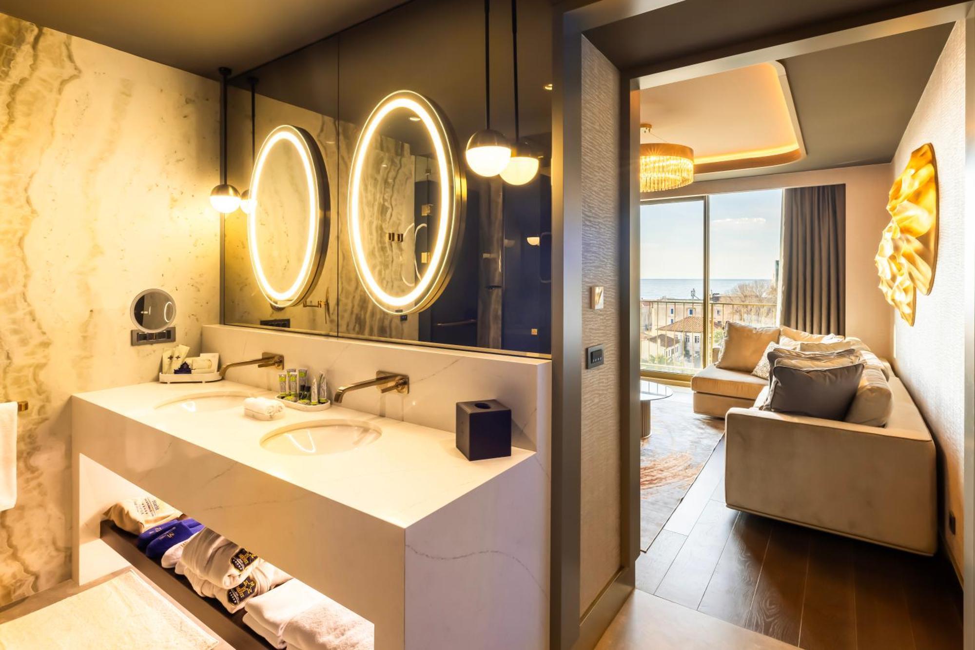 Merit Starlit & Residences 5* Budva