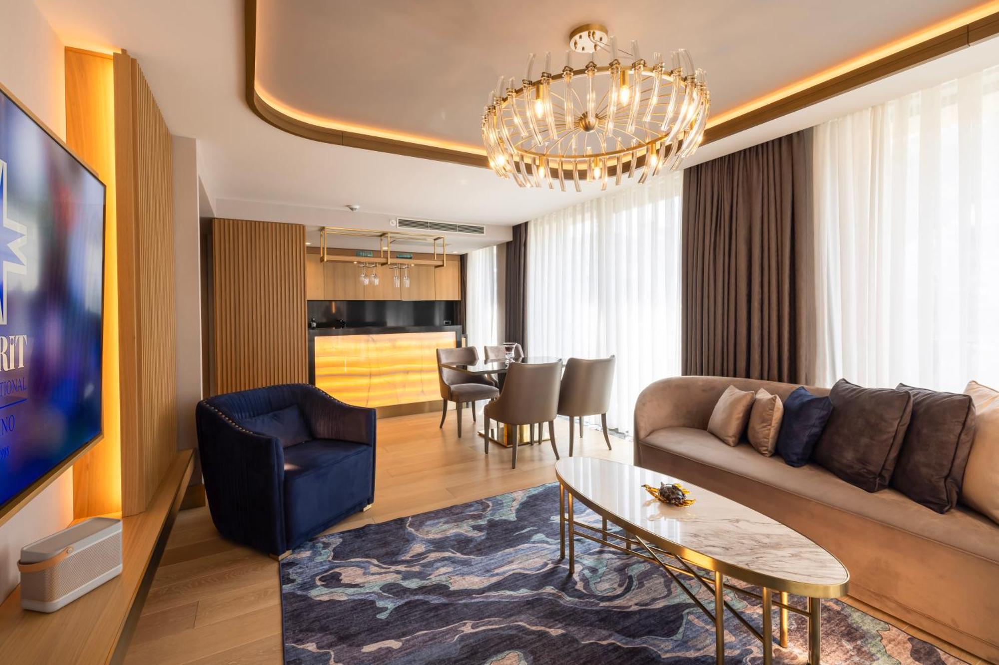 Merit Starlit & Residences 5* Budva