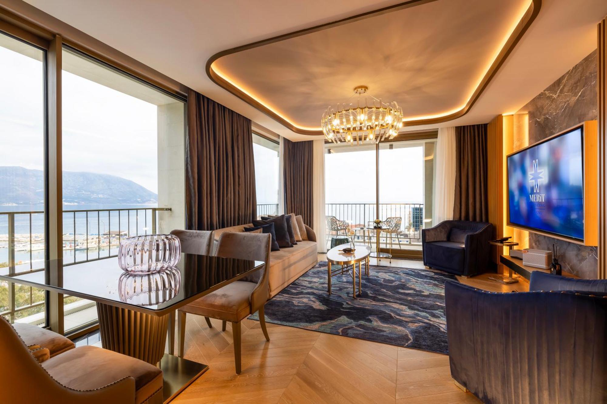Merit Starlit & Residences Hotel Budva