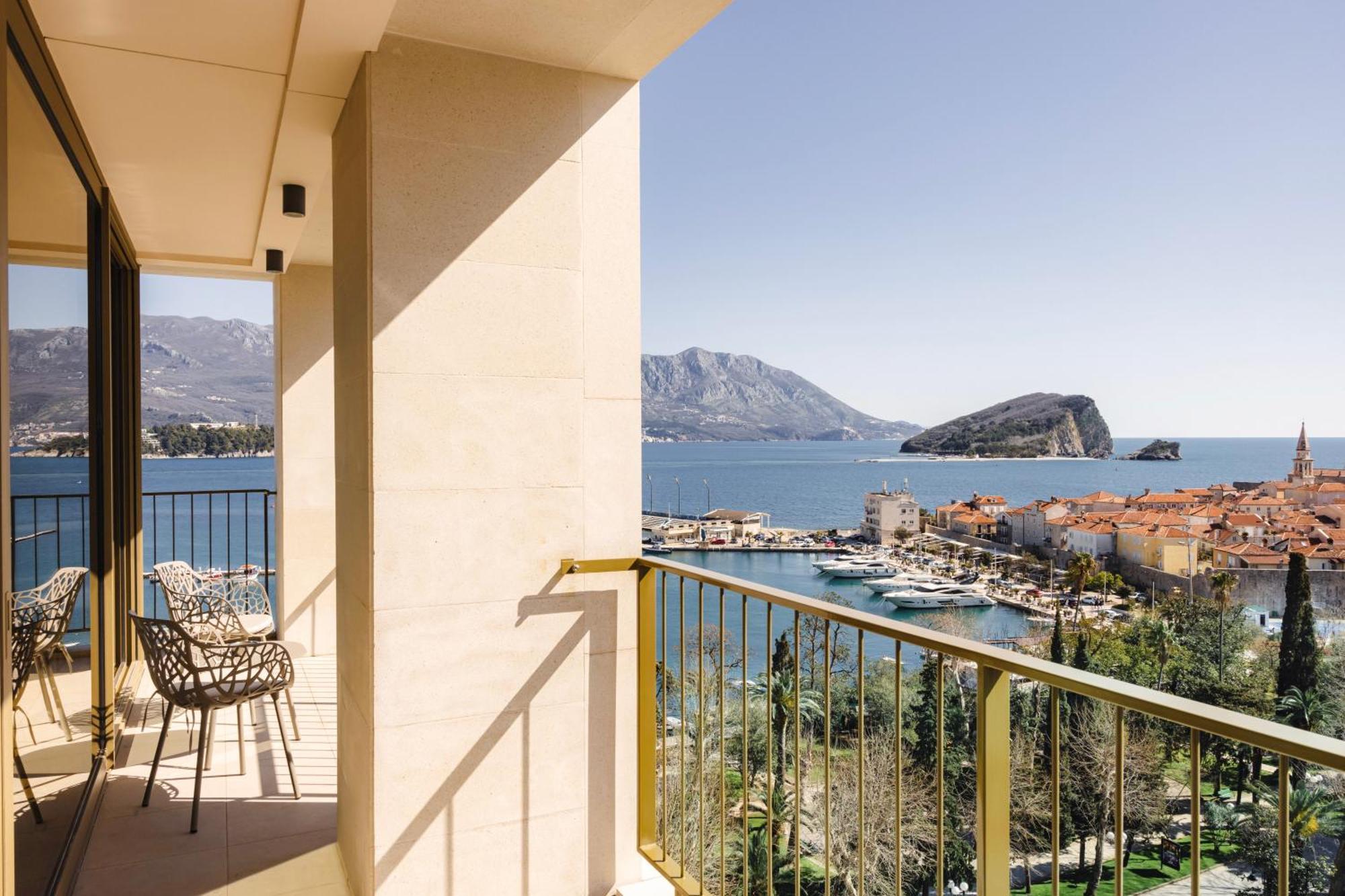 Merit Starlit & Residences Budva