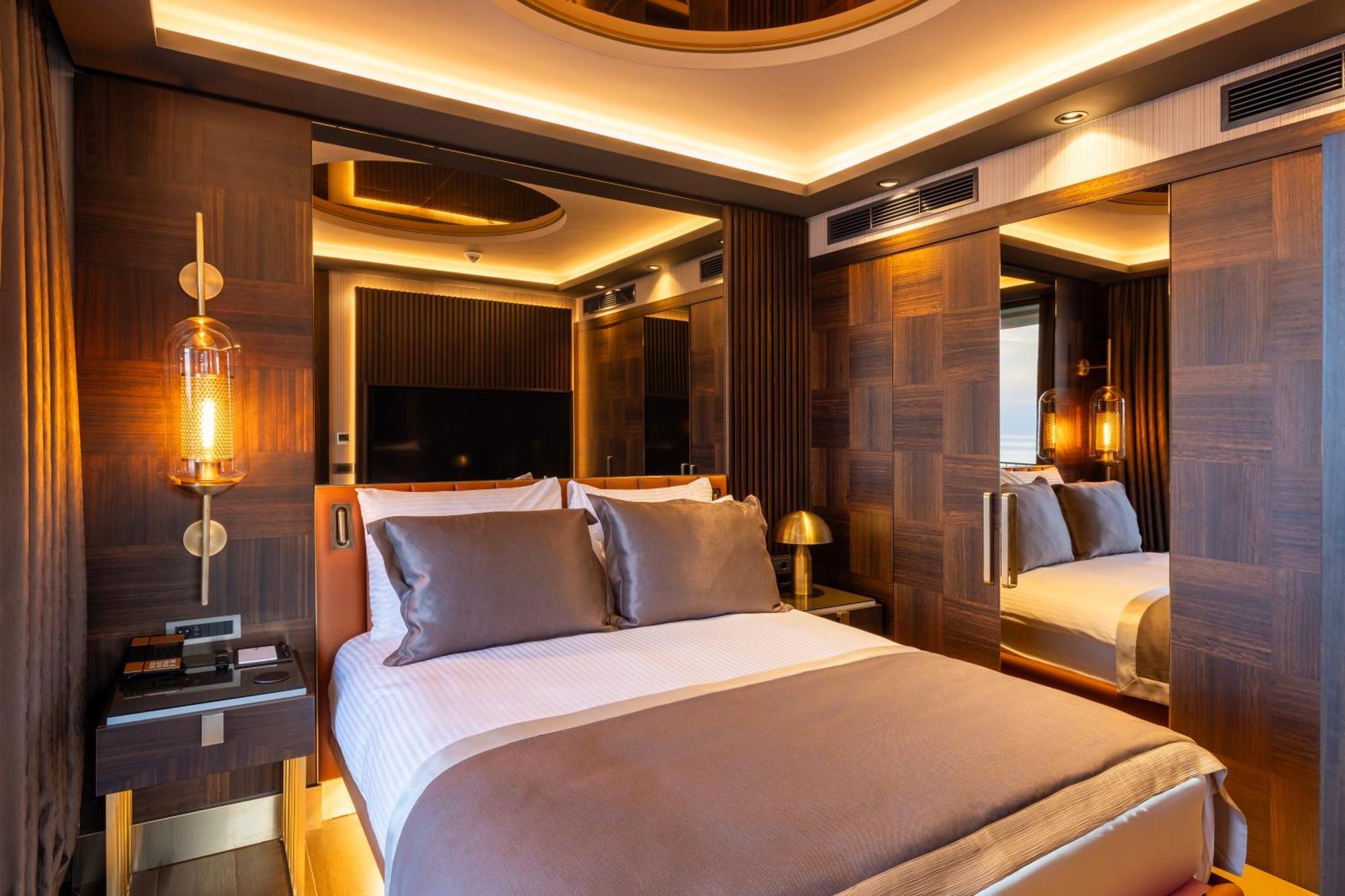 Merit Starlit & Residences 5* Budva