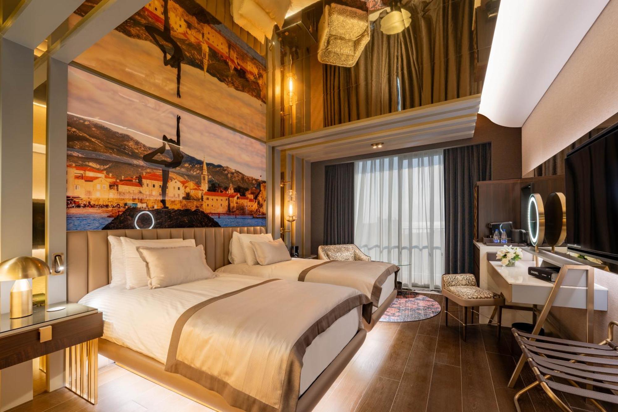 Merit Starlit & Residences 5* Budva