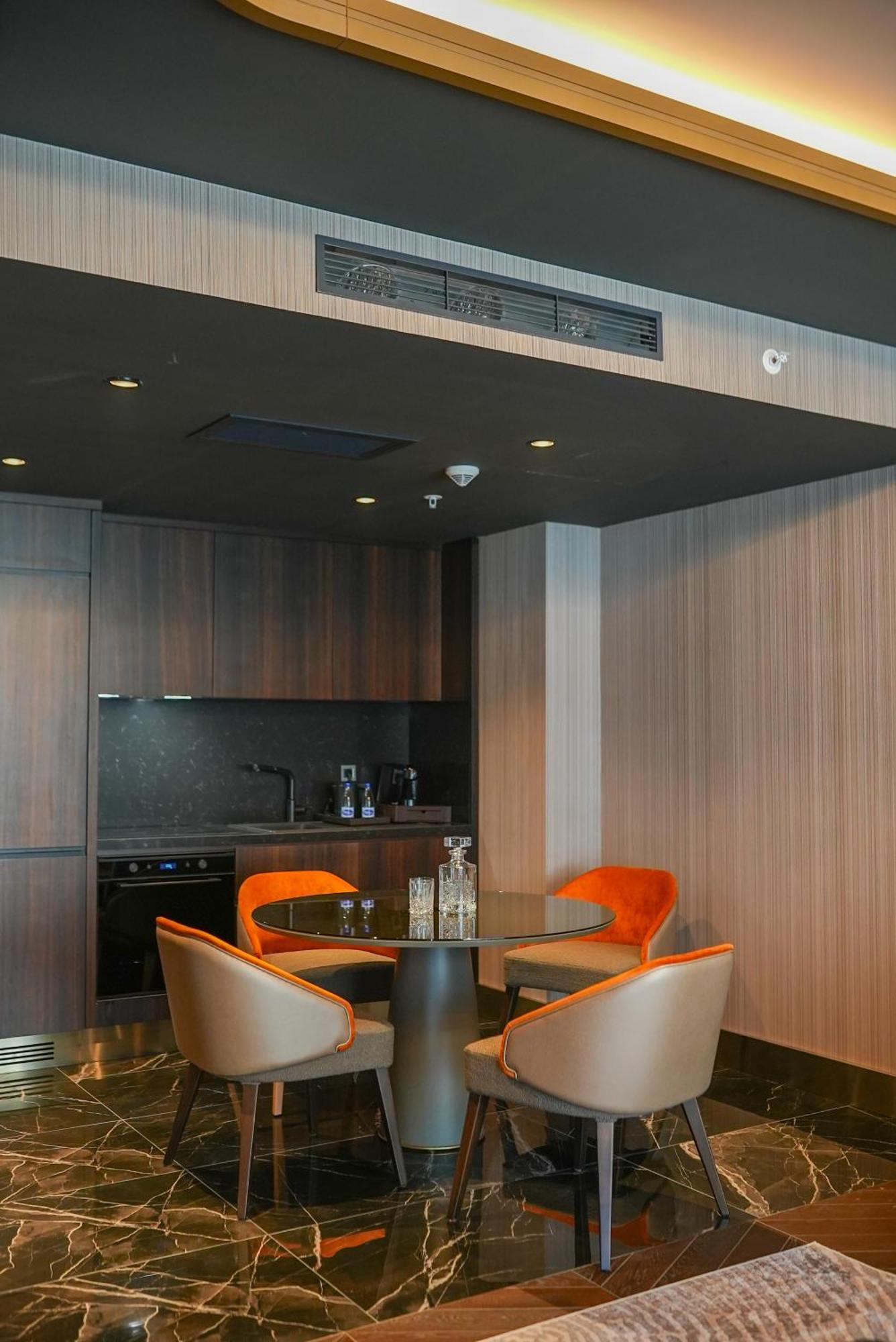 Merit Starlit & Residences Hotel