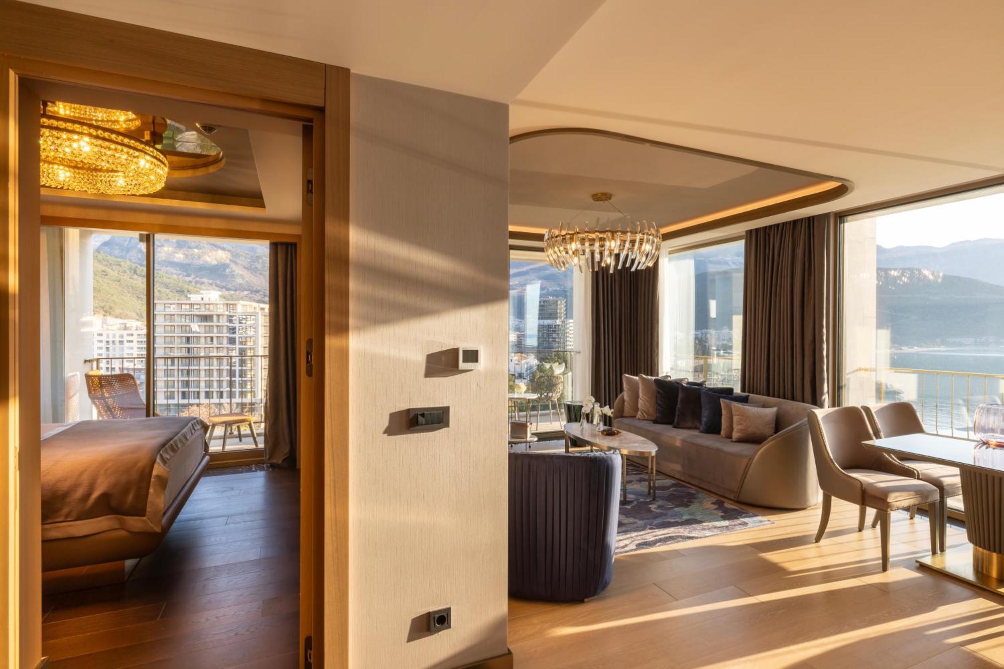 Merit Starlit & Residences Hotel Budva