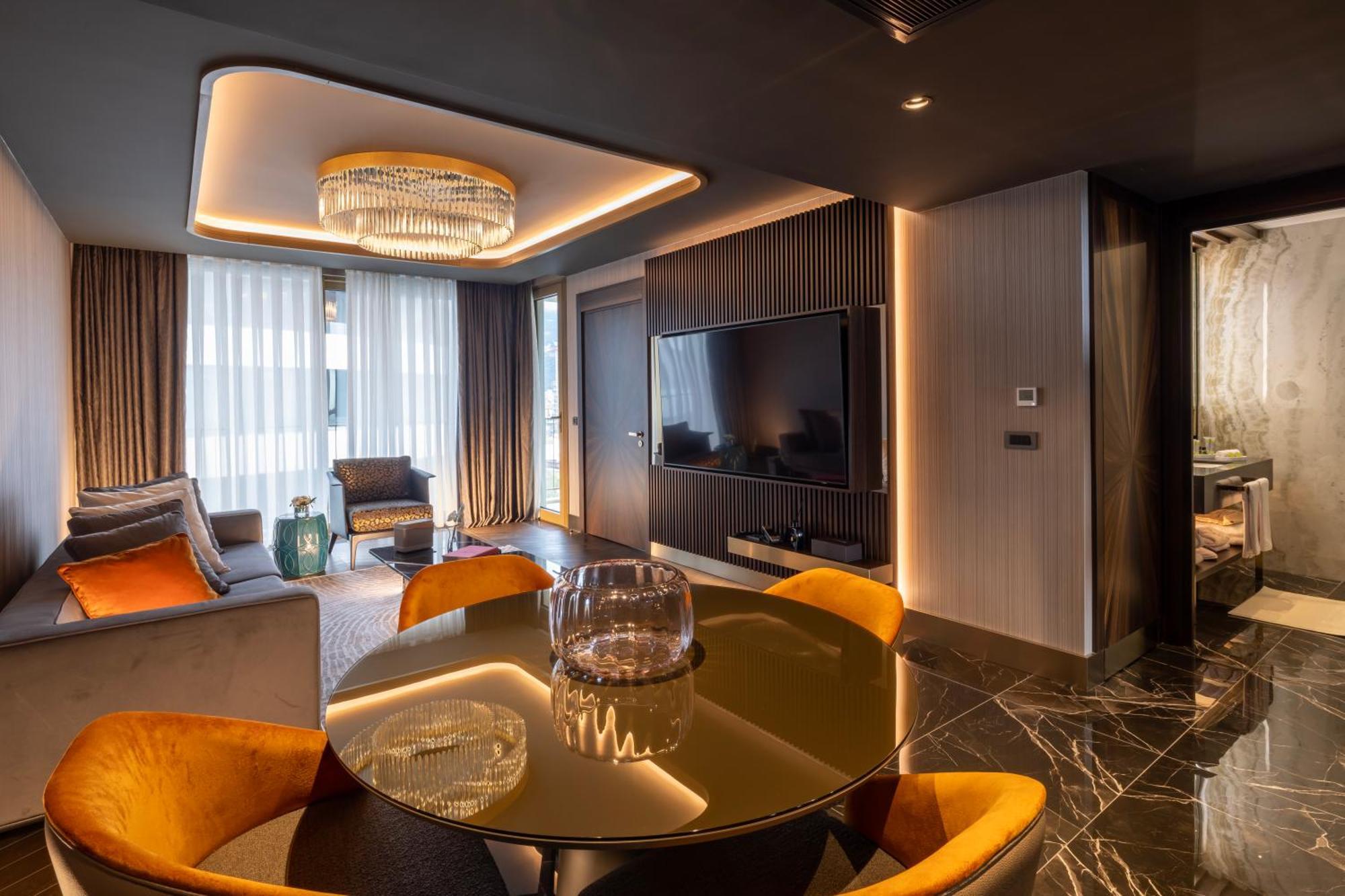 Merit Starlit & Residences Hotel Budva