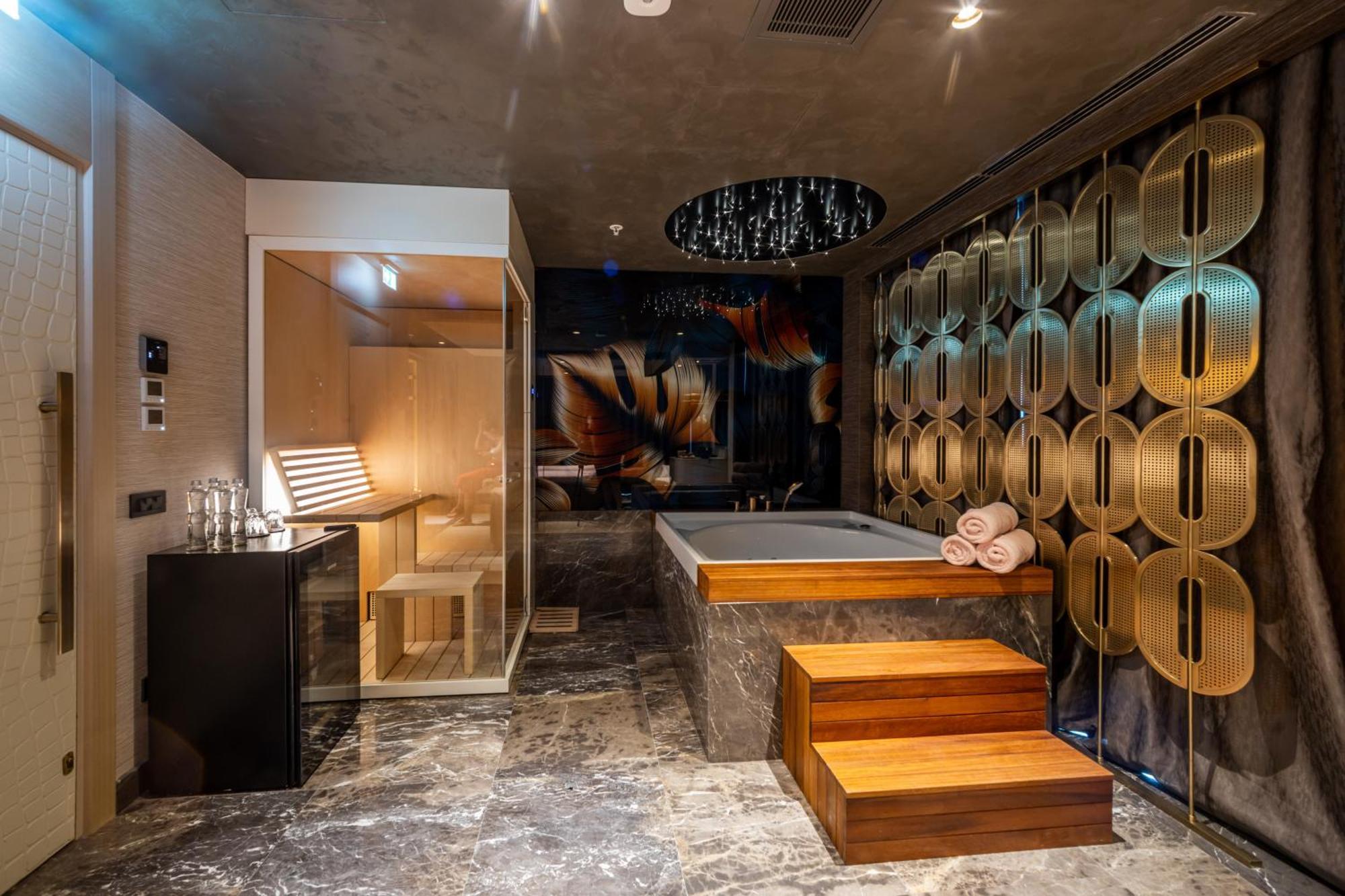 Merit Starlit & Residences Budva